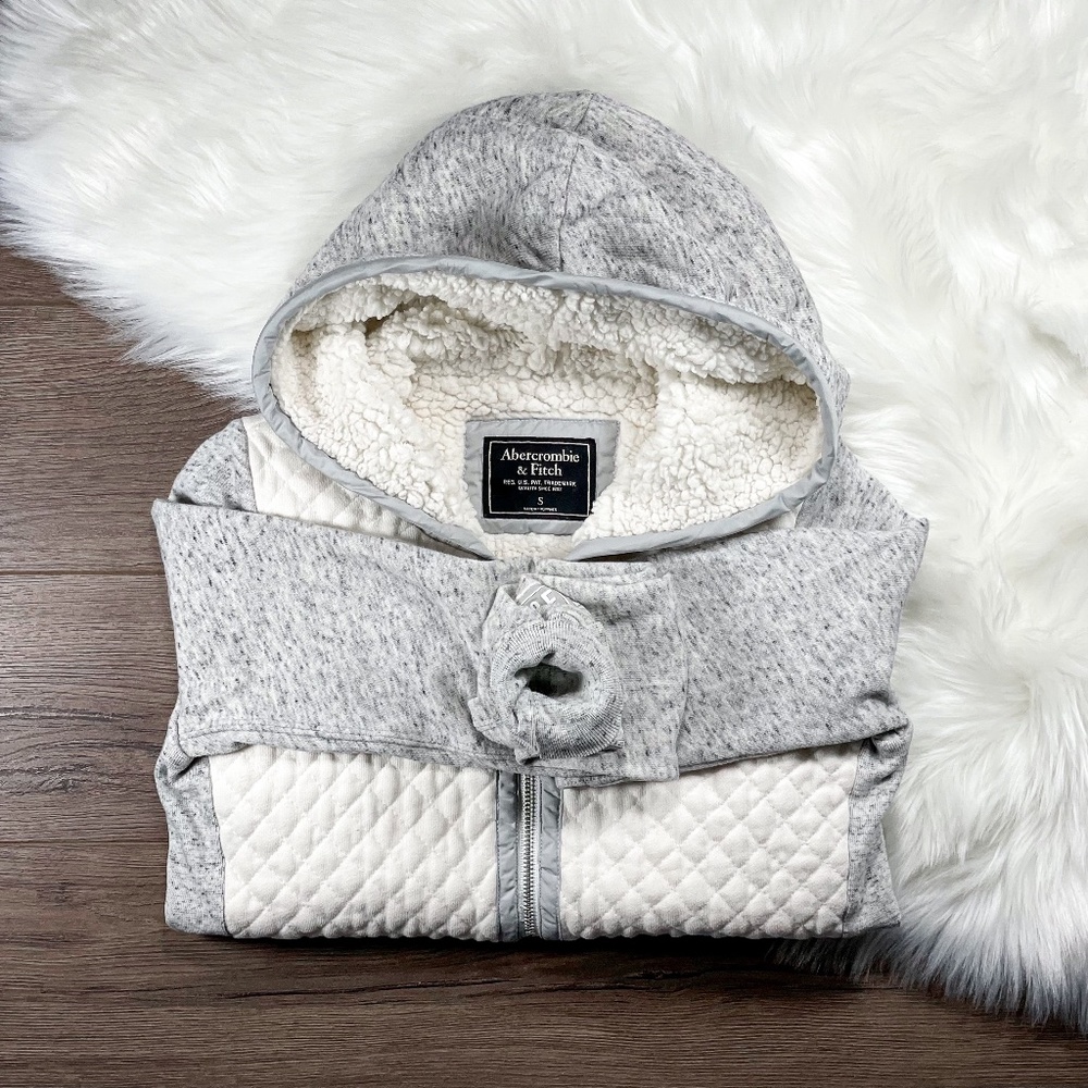 A&F | Quilted Sherpa-Lined Full Zip